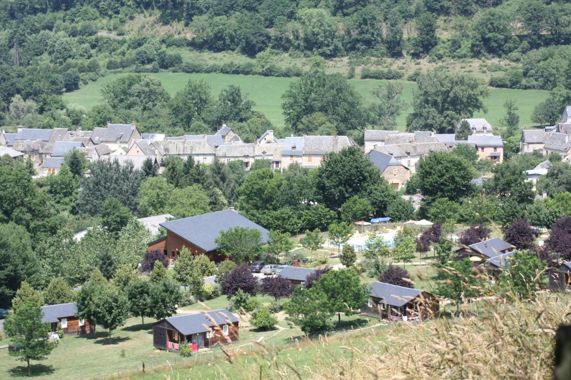 Village de Gite - La Cascade Sainte-Eulalie-d'Olt Esterno foto